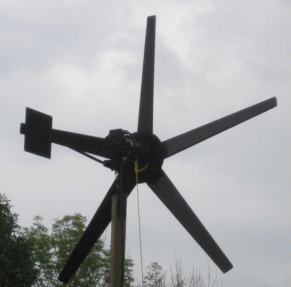 Wind Turbine for Low Wind Conditions. Home made slow speed wind